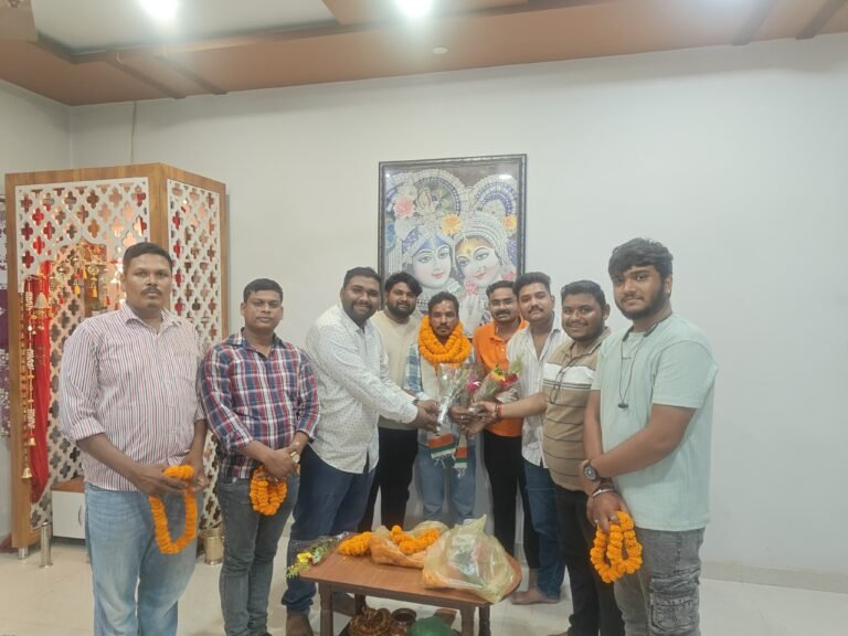 नवनिर्वाचित एल्डरमैन गौतम यादव का भाजपा कार्यकर्ताओं ने किया भव्य स्वागत