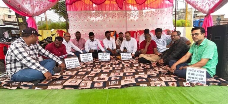 सोनम वांगचुक के आंदोलन को मिला कोरबा का साथ: ‘आवाज फाउंडेशन’ ने किया एक दिवसीय अनशन
