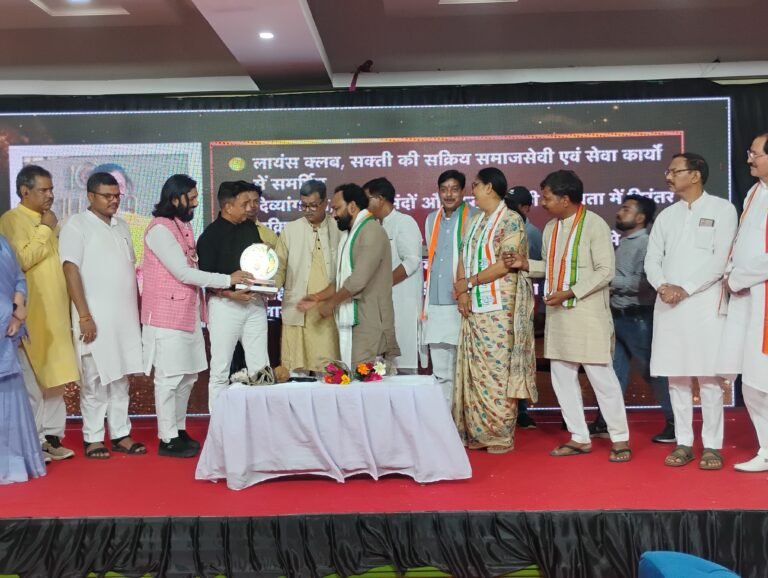 सक्ती जिला संवाद में सम्मानित हुए समाजसेवी अनिरुद्ध भूरू अग्रवाल, सेवा कार्यों और सामाजिक योगदान के लिए मिला सम्मान